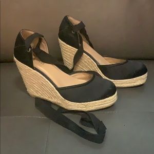 Black and Tan Nine West Wedges